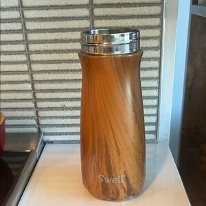 S’well wide mouth travel mug.